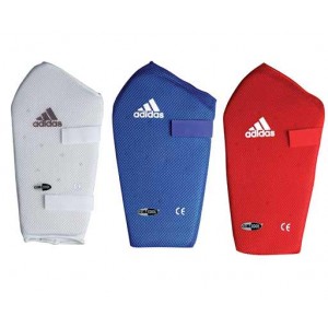 Adidas ADIBP07 &Epsilon;&pi;&iota;&kappa;&alpha;&lambda;&alpha;&mu;ί&delta;&alpha; (&kappa;ά&lambda;&tau;&sigma;&alpha;) &chi;&omega;&rho;ί&sigmaf; &kappa;&omicron;&upsilon;&nu;&tau;&epsilon;&pi;&iota;έ 